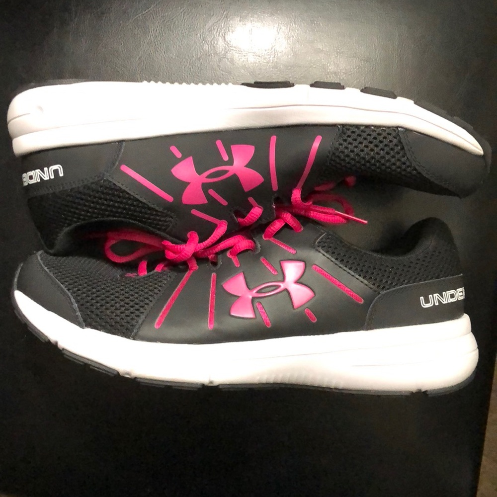 Under Armour Women’s Shoes Size 11